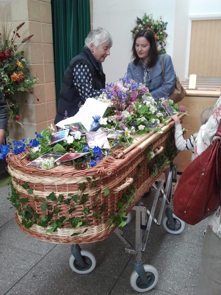 The right flowers for a funeral. Family Tree Funerals